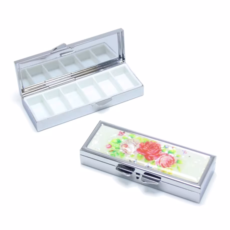 Rectangle Pill Holder Container Medicine Case Capsule Organizer Storage Retro Flower Metal Daily Pill Box Promotion Gifts Items